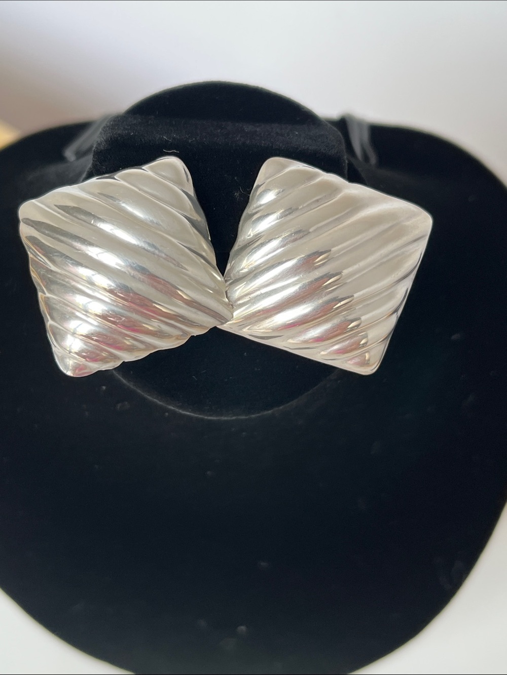 Vintage Taxco Mexico 925 Sterling Silver TB Ribbed Modernist Pierced Earrings